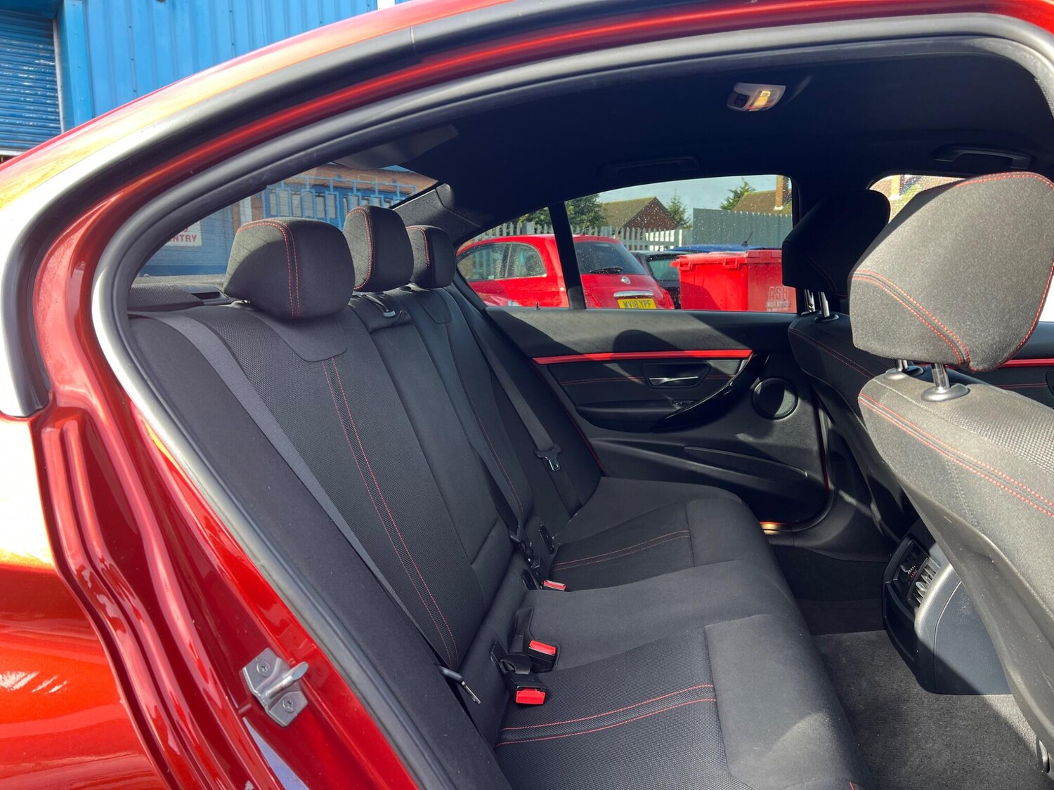 Used BMW 3 Series 2018 for sale - 77586060: Photo 11