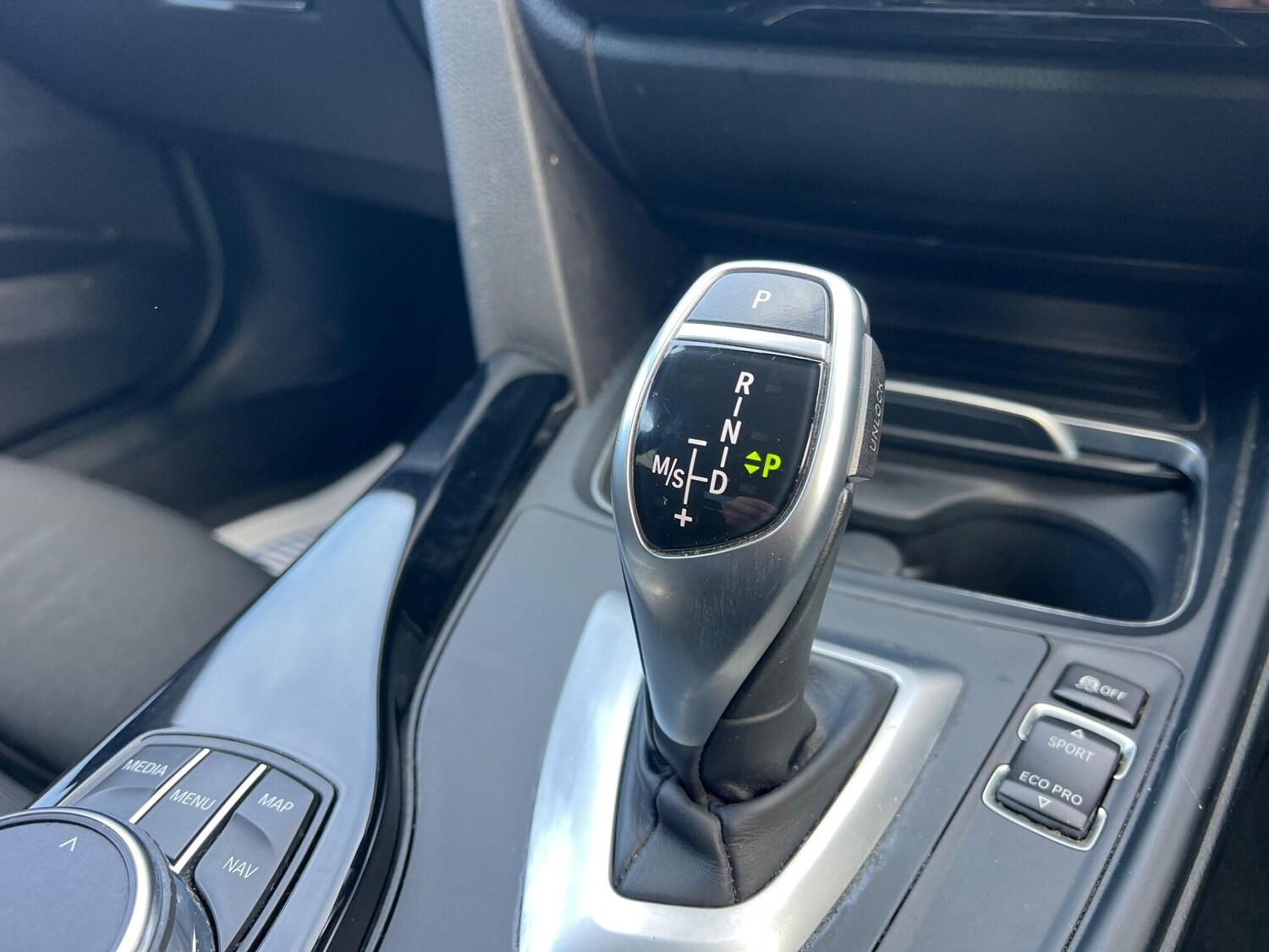 Used BMW 3 Series 2018 for sale - 77586060: Photo 21