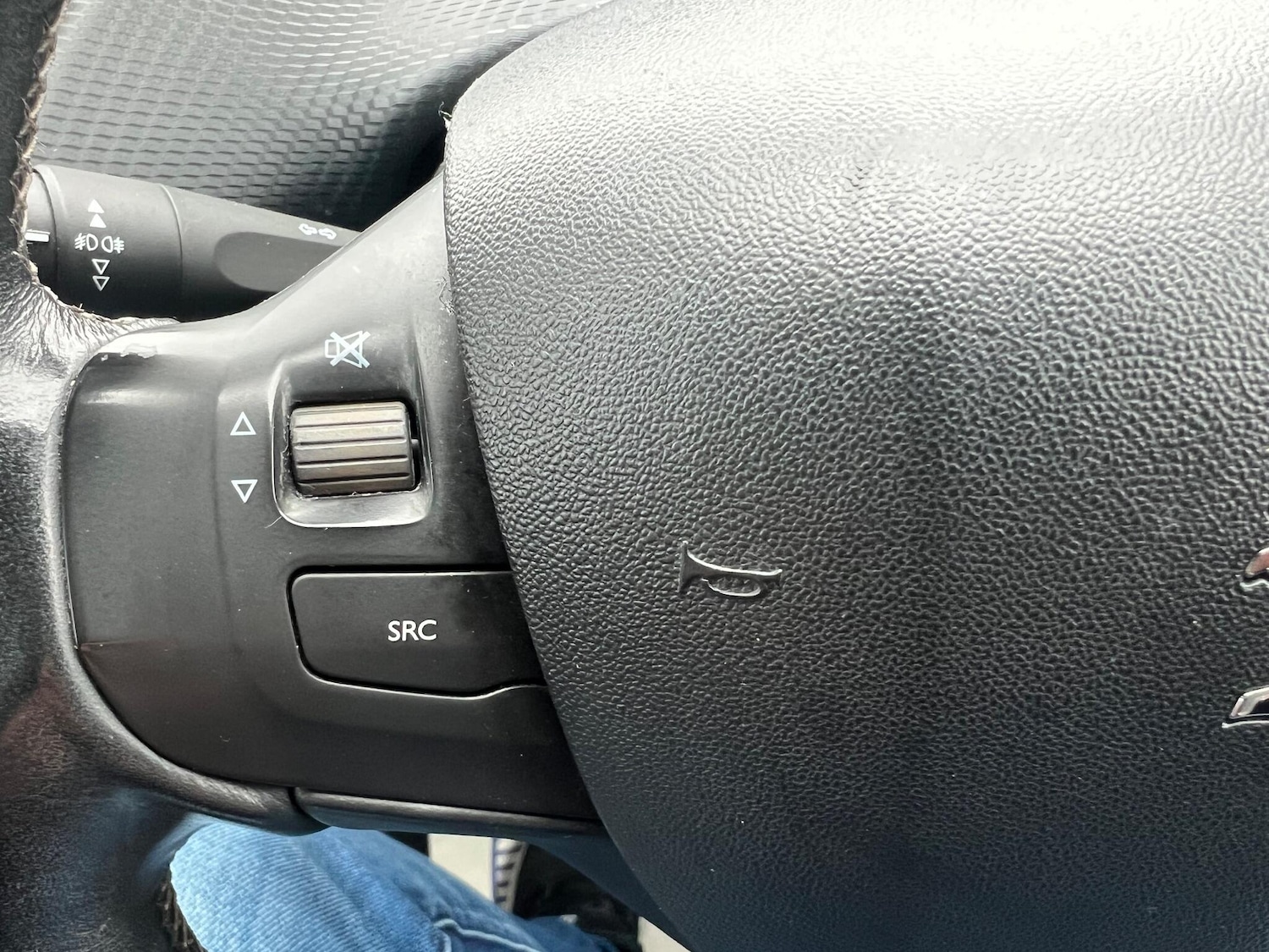 Used Peugeot 208 2017 for sale - 76423421: Photo 27