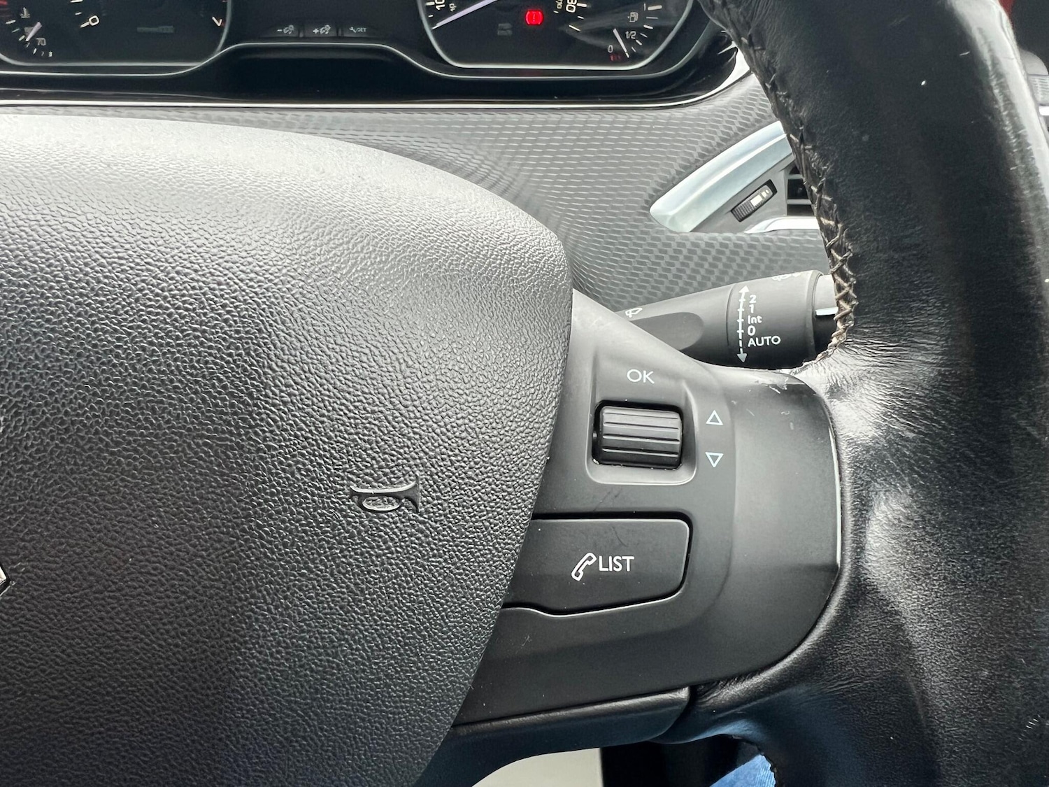 Used Peugeot 208 2017 for sale - 76423421: Photo 28