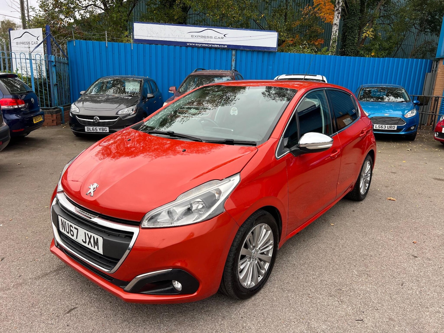 Used Peugeot 208 2017 for sale - 76423421: Photo 4