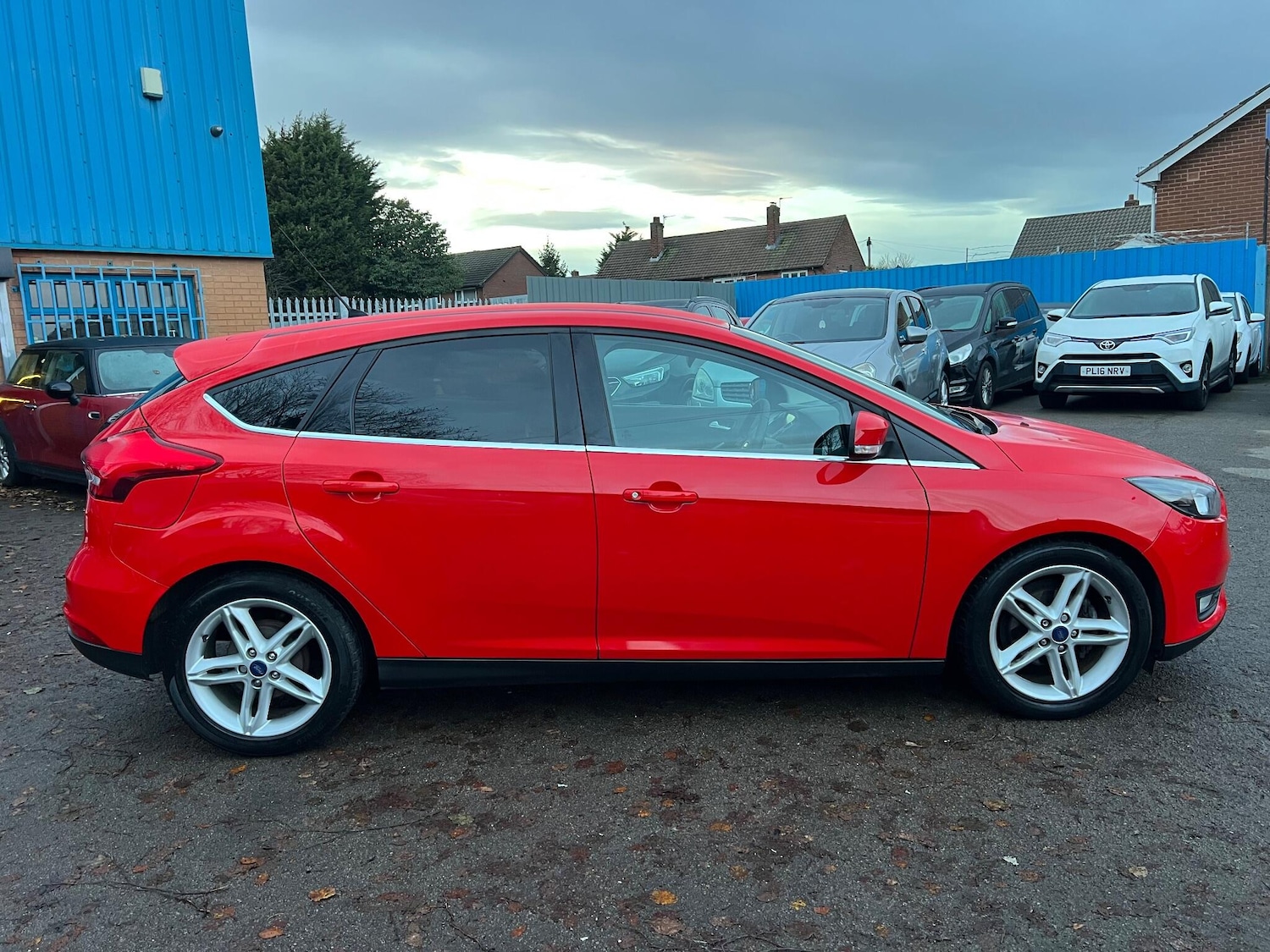 Used Ford Focus 2016 for sale - 76942706: Photo 2