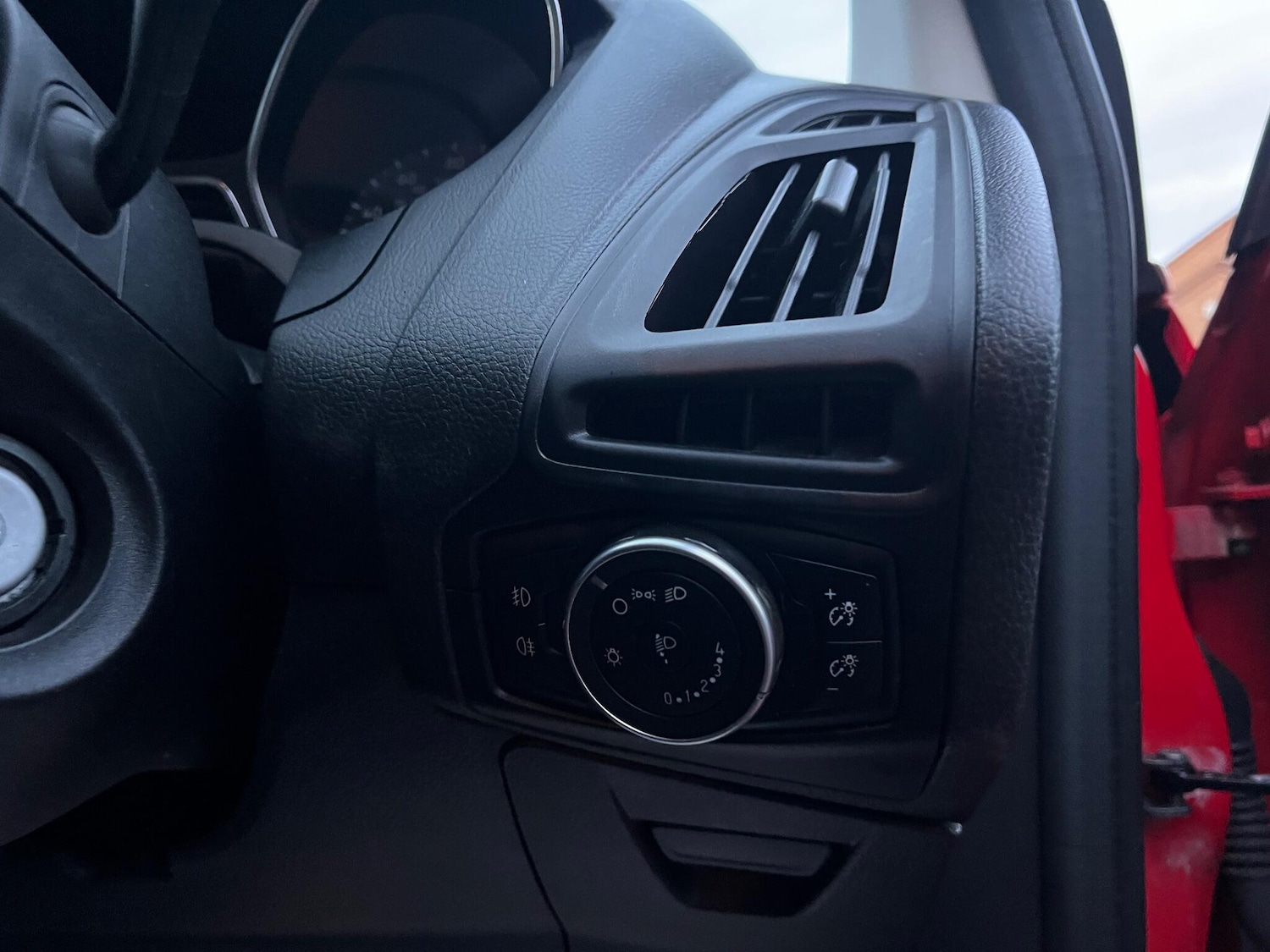 Used Ford Focus 2016 for sale - 76942706: Photo 24