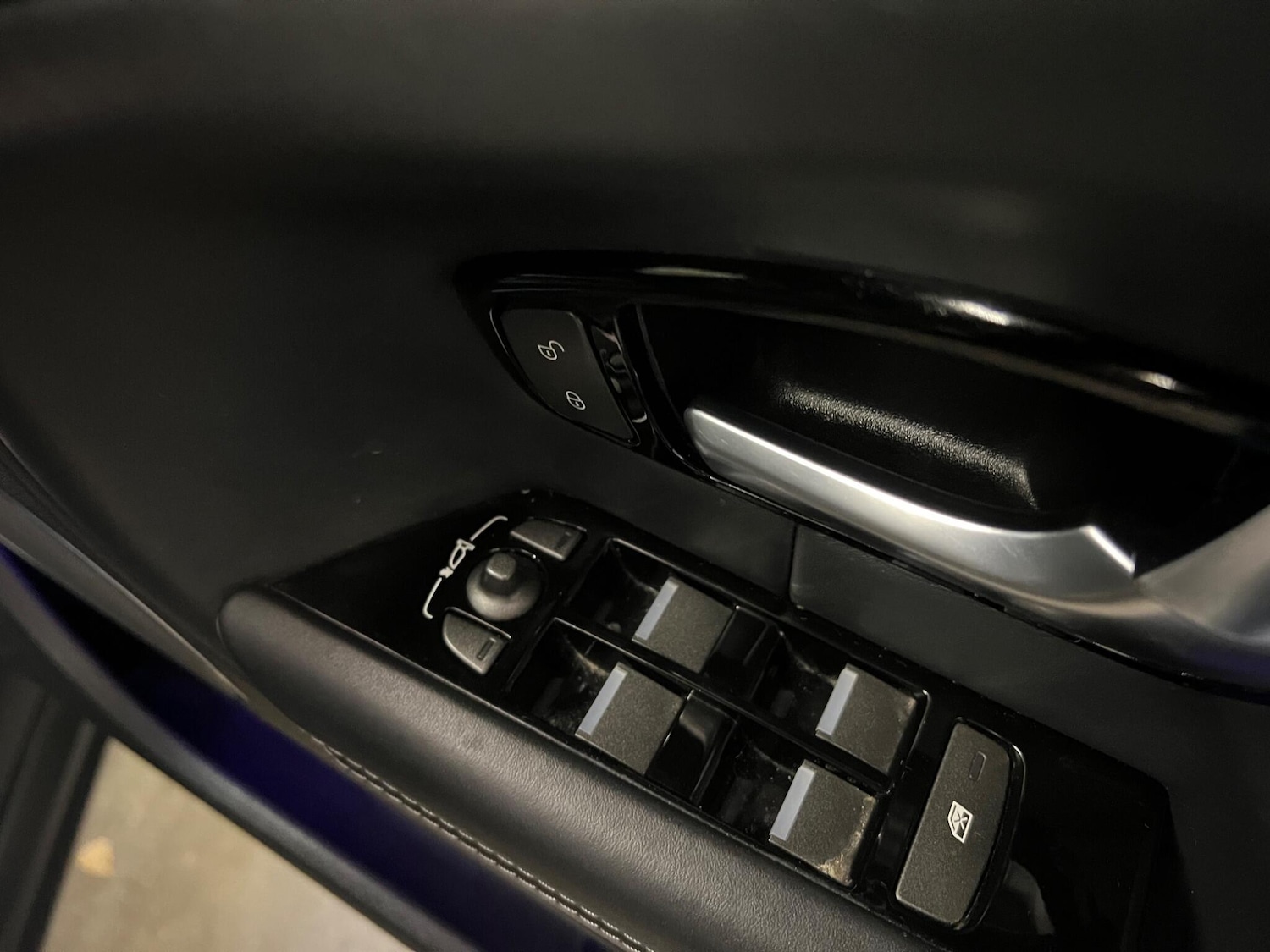 Used Land Rover Range Rover Evoque for sale - 77565105: Photo 30