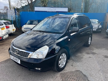 Used Kia Sedona 2010 for sale - 77709820: Photo