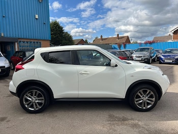 Used Nissan Juke 2011 for sale - 76108345: Photo 2