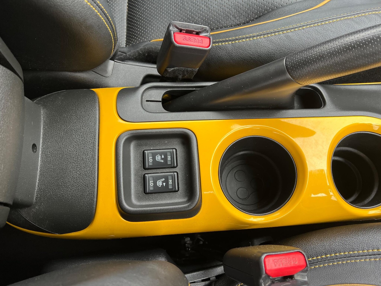 Used Nissan Juke 2014 for sale - 76458158: Photo 15