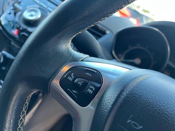 Used Ford Fiesta 2016 for sale - 76085353: Photo 28