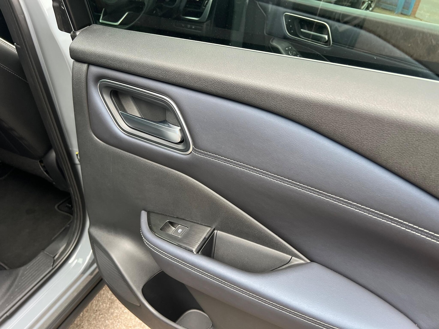 Used Nissan Qashqai for sale - 76997652: Photo 32