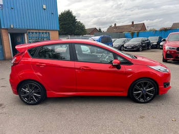 Used Ford Fiesta 2017 for sale - 75769746: Photo