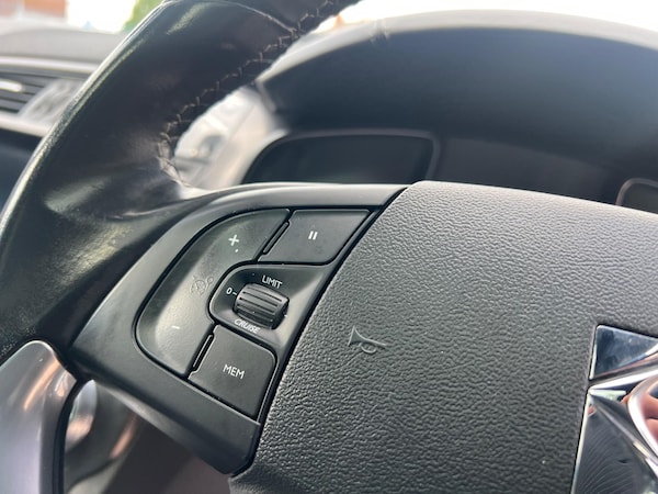 Used Citroen DS5 2015 for sale - 76175009: Photo 37