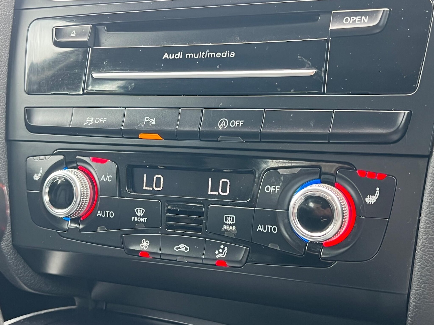 Used Audi A4 2015 for sale - 75756910: Photo 22