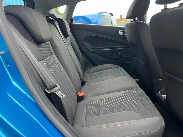 Used Ford Fiesta 2013 for sale - 76099211: Photo 12