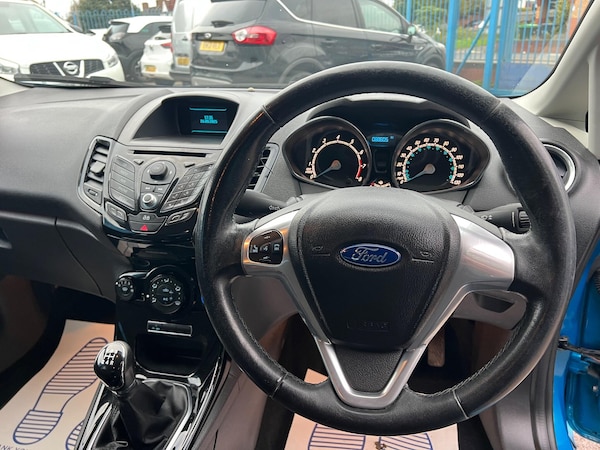 Used Ford Fiesta 2013 for sale - 76099211: Photo 14