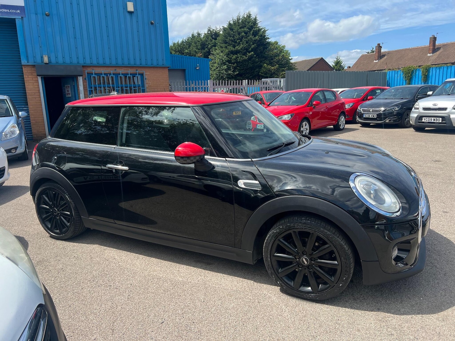 Used MINI Hatch for sale - 76485324: Photo 2