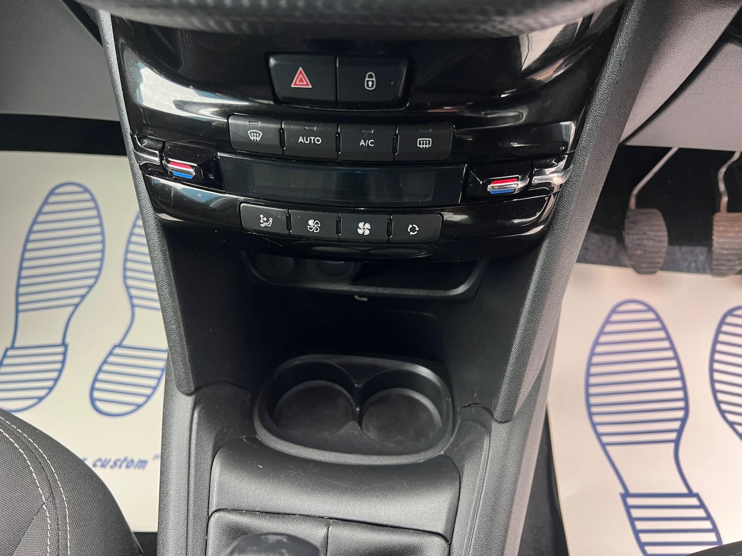 Used Peugeot 208 for sale - 77784471: Photo 25