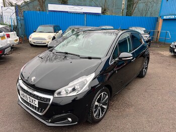 Used Peugeot 208 2019 for sale - 77784471: Photo