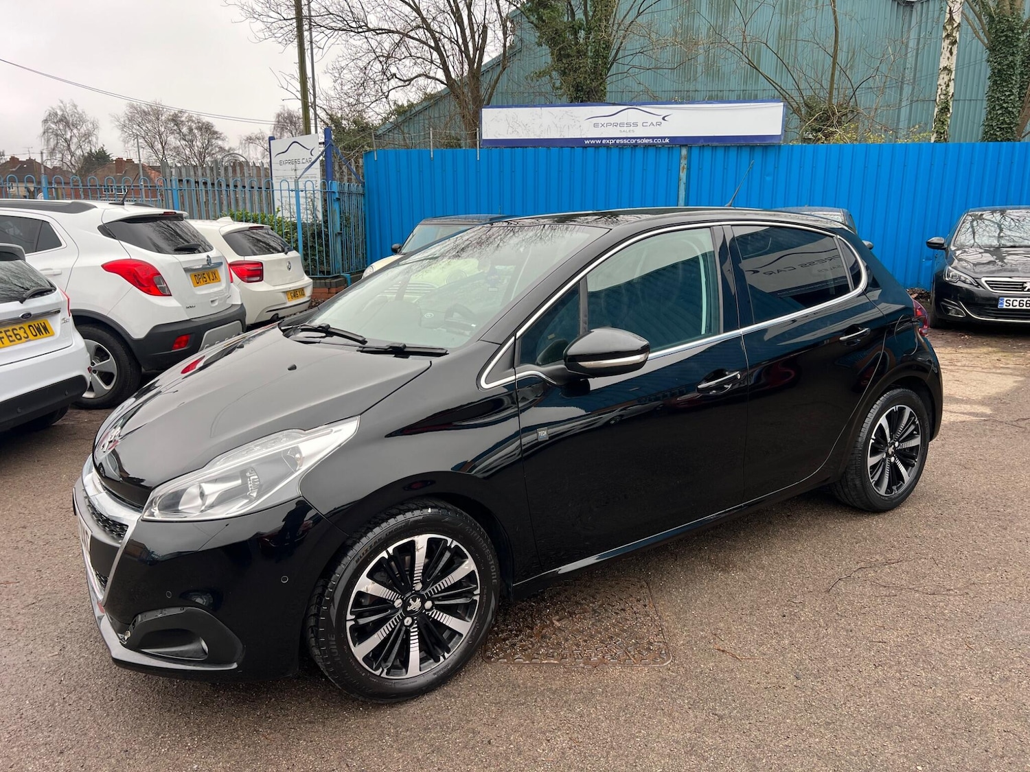 Used Peugeot 208 for sale - 77784471: Photo 5