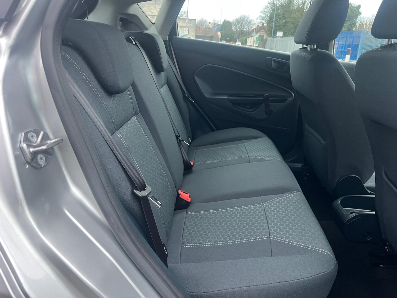 Used Ford Fiesta 2011 for sale - 77647023: Photo 9