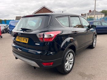 Used Ford Kuga 2017 for sale - 75647333: Photo