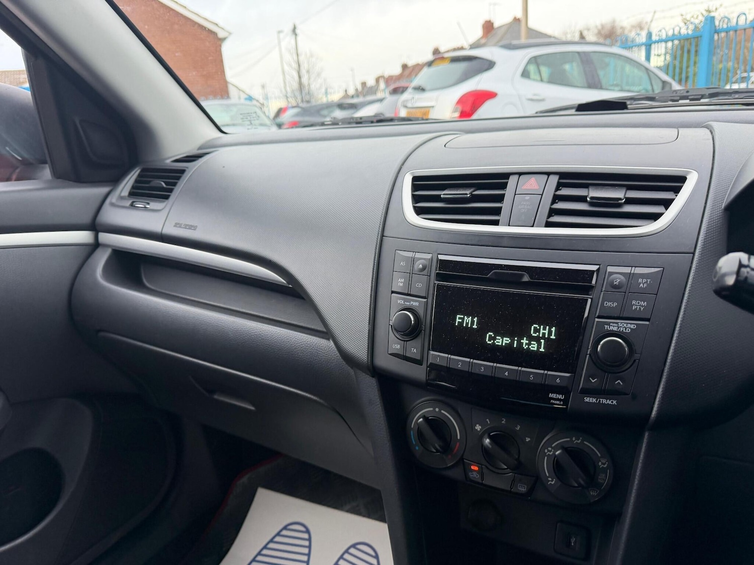 Used Suzuki Swift 2012 for sale - 77331476: Photo 14