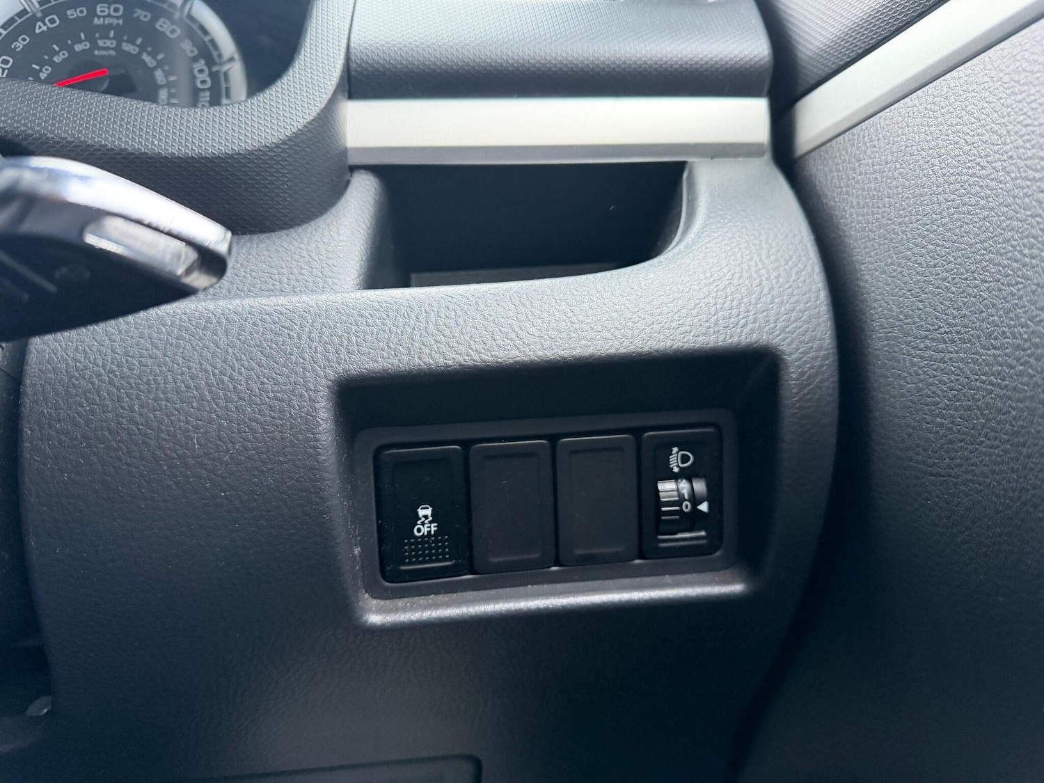 Used Suzuki Swift 2012 for sale - 77331476: Photo 22