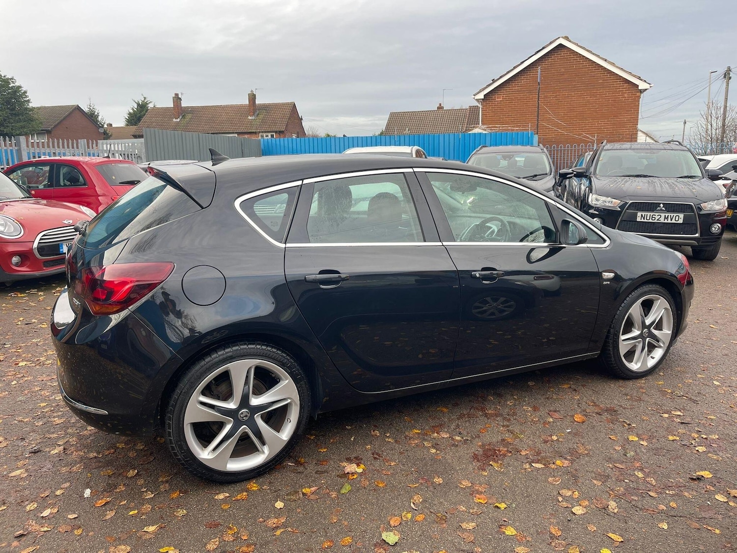 Used Vauxhall Astra 2015 for sale - 76865493: Photo 2