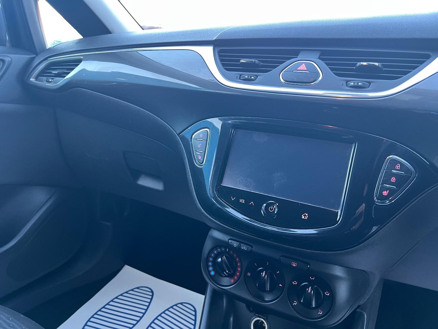 Used Vauxhall Corsa 2015 for sale - 77738227: Photo 13