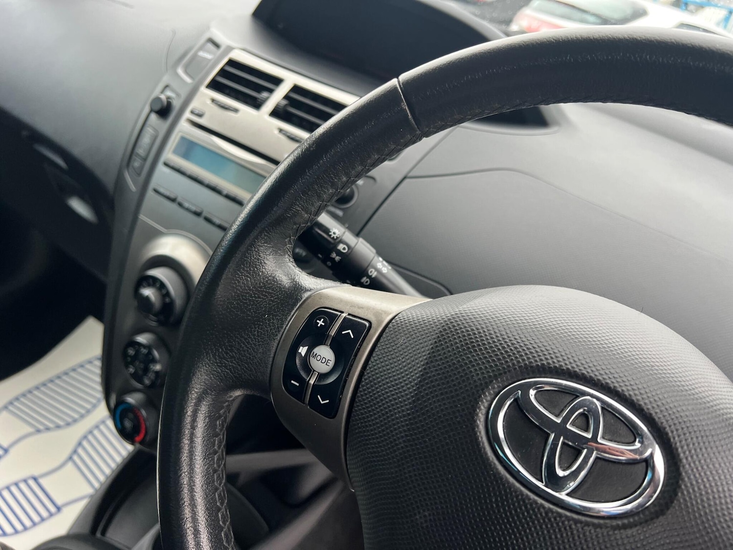 Used Toyota Yaris for sale - 77538320: Photo 14