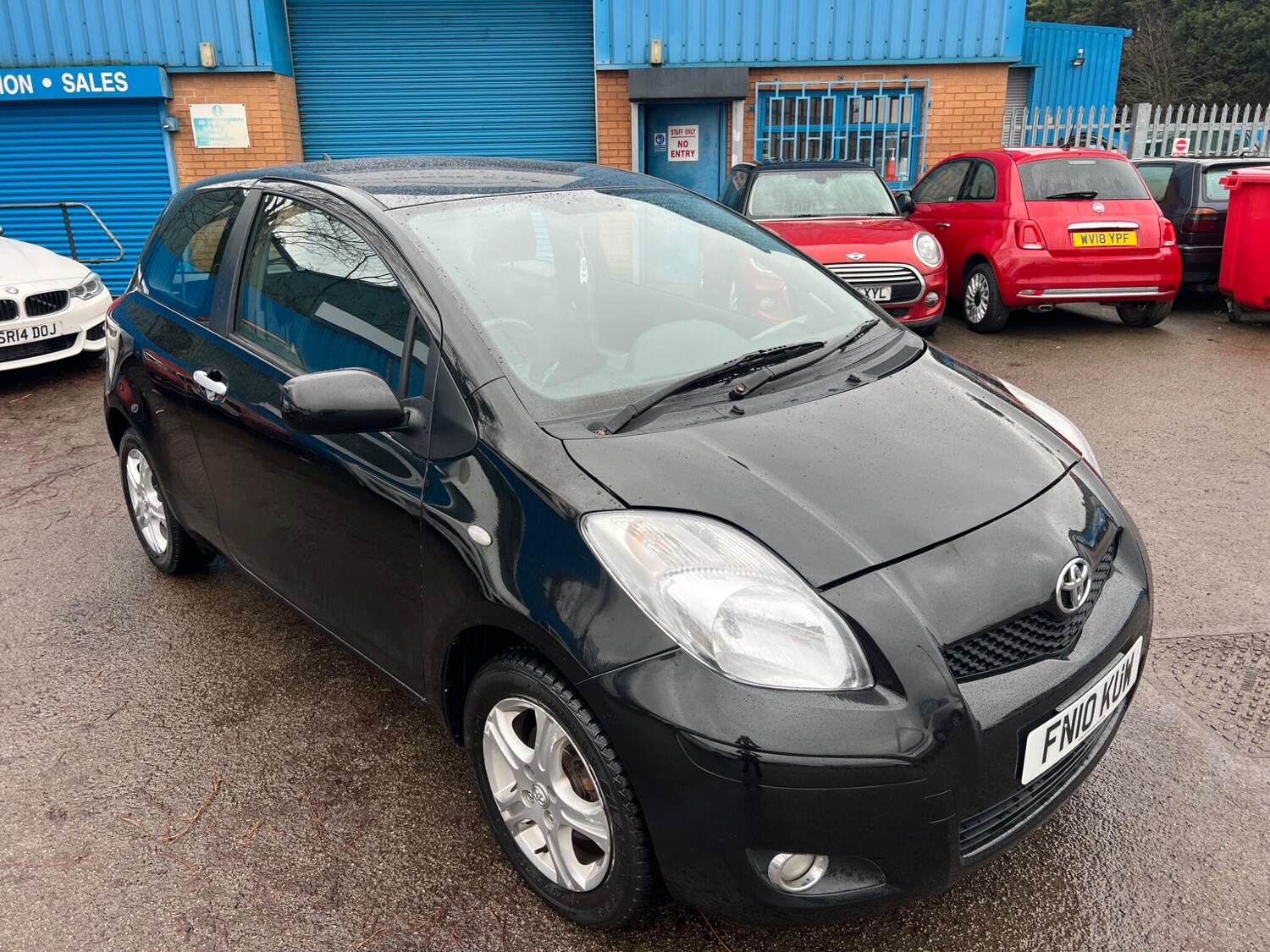 Used Toyota Yaris for sale - 77538320: Photo 9