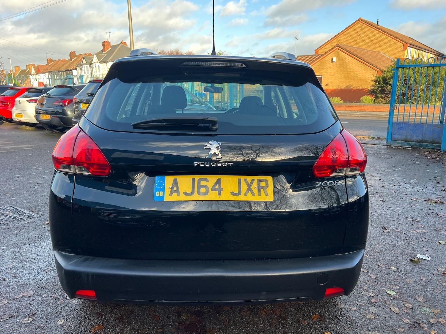 Used Peugeot 2008 2015 for sale - 76899637: Photo 8