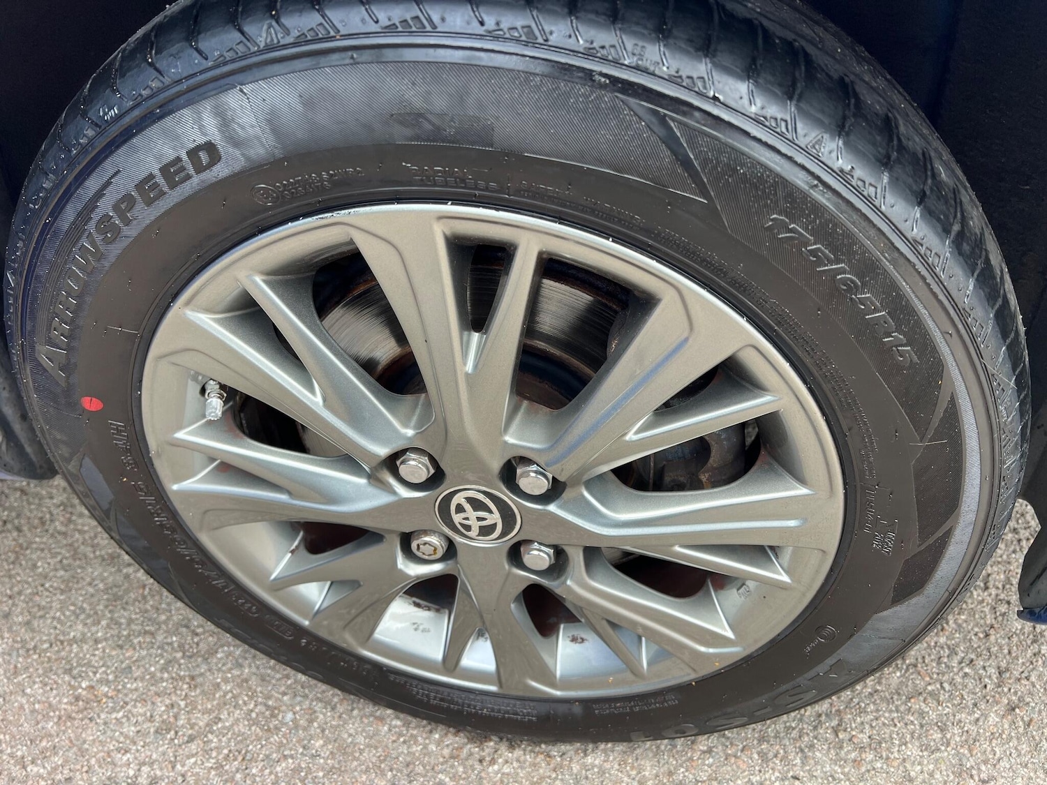 Used Toyota Yaris 2017 for sale - 76283223: Photo 10