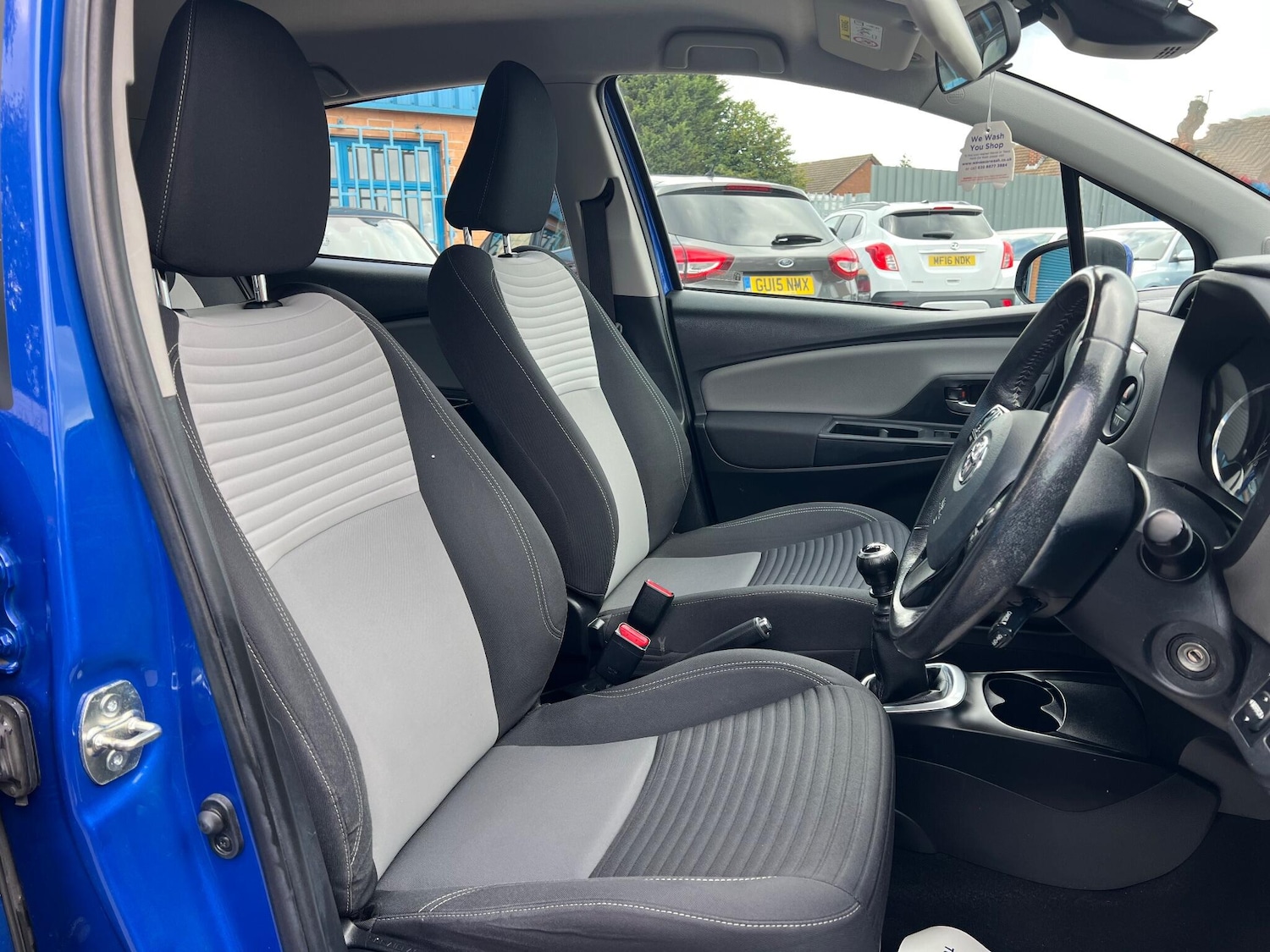 Used Toyota Yaris 2017 for sale - 76283223: Photo 11