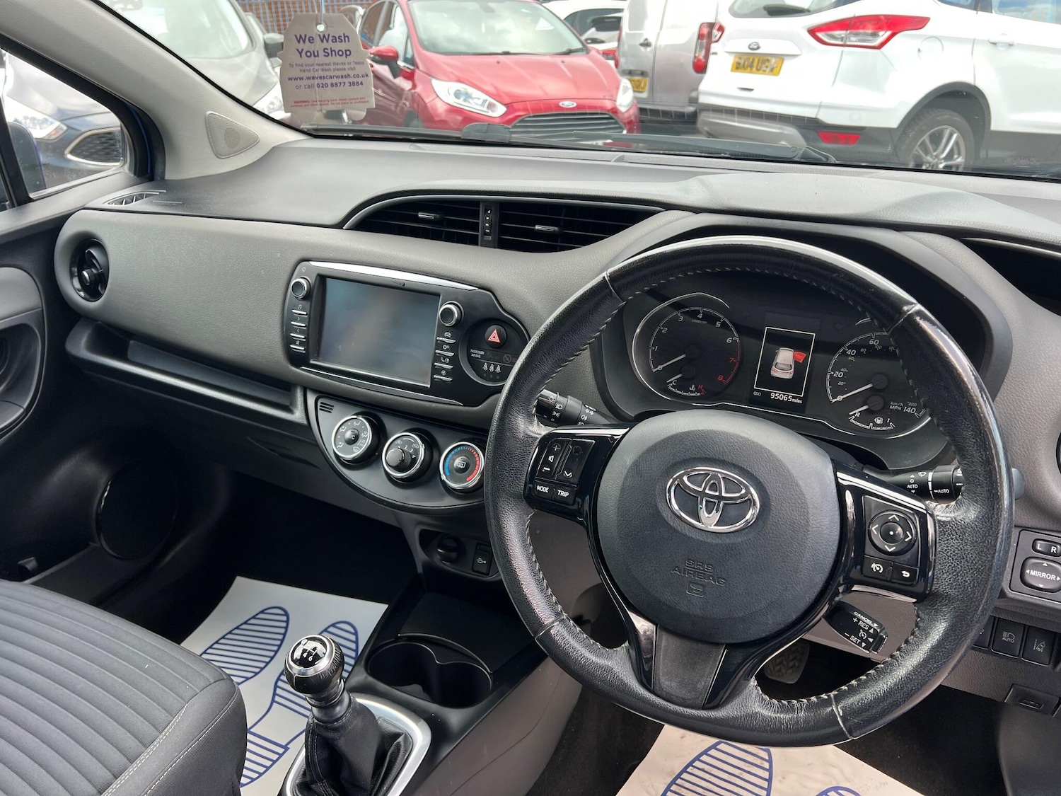 Used Toyota Yaris 2017 for sale - 76283223: Photo 13