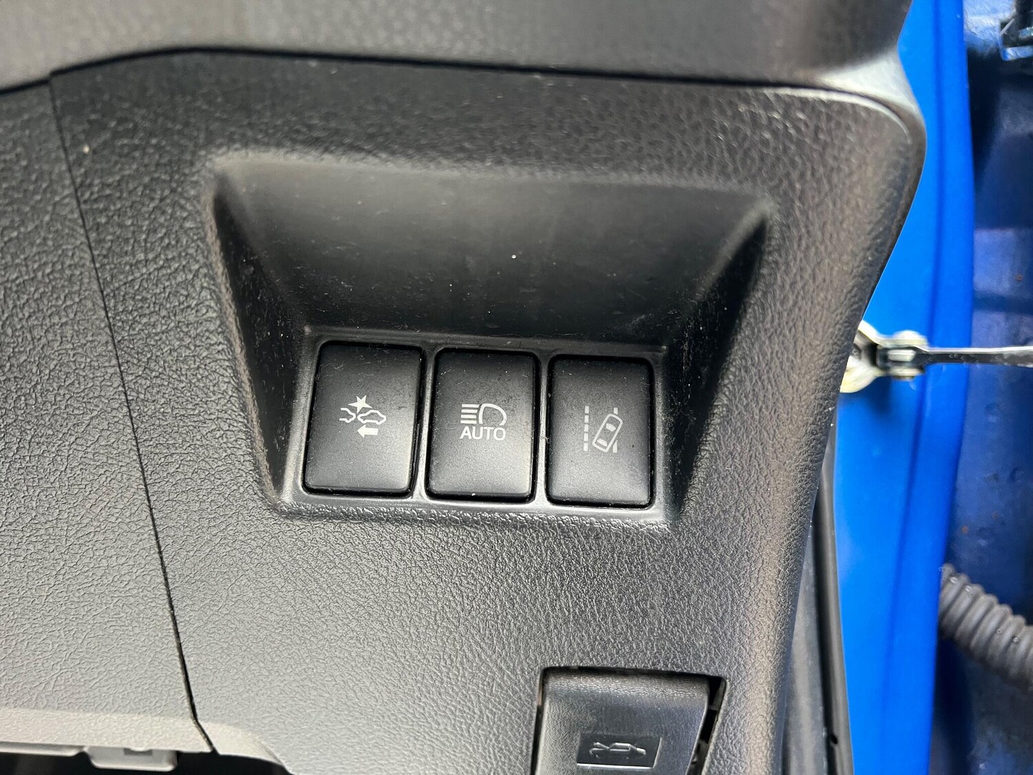 Used Toyota Yaris 2017 for sale - 76283223: Photo 32