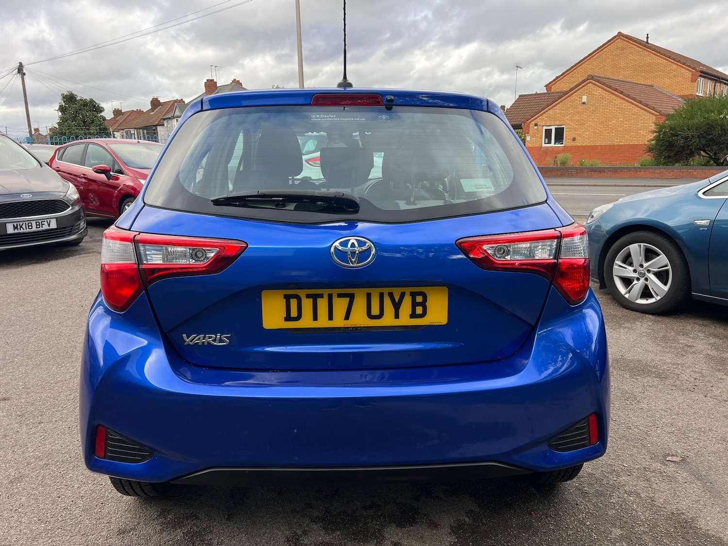 Used Toyota Yaris 2017 for sale - 76283223: Photo 8