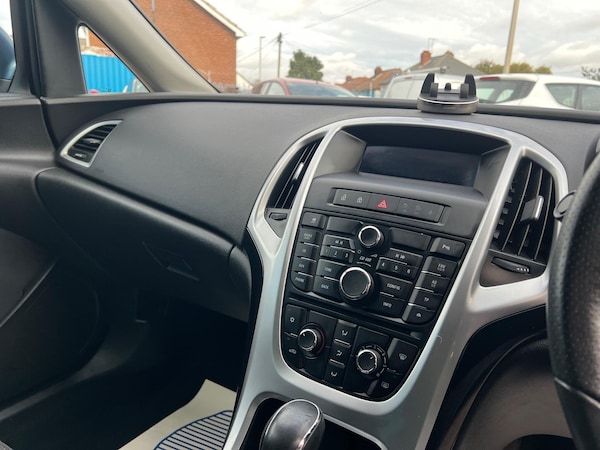 Used Vauxhall Astra 2015 for sale - 76282732: Photo 14