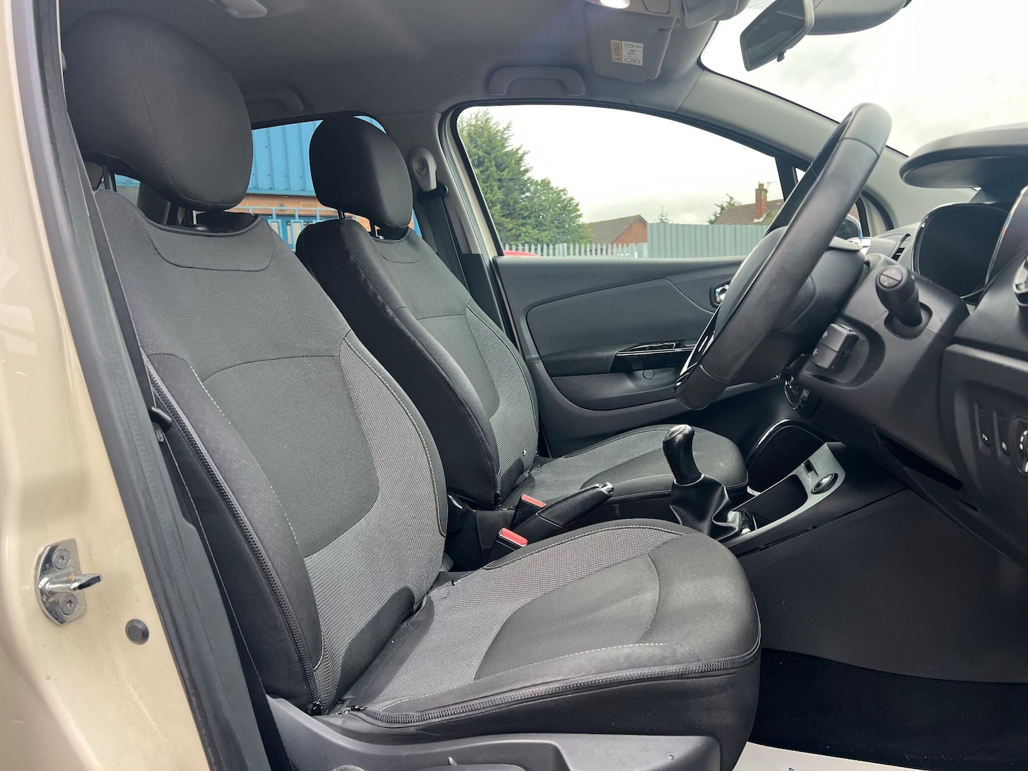 Used Renault Captur 2016 for sale - 77202698: Photo 12