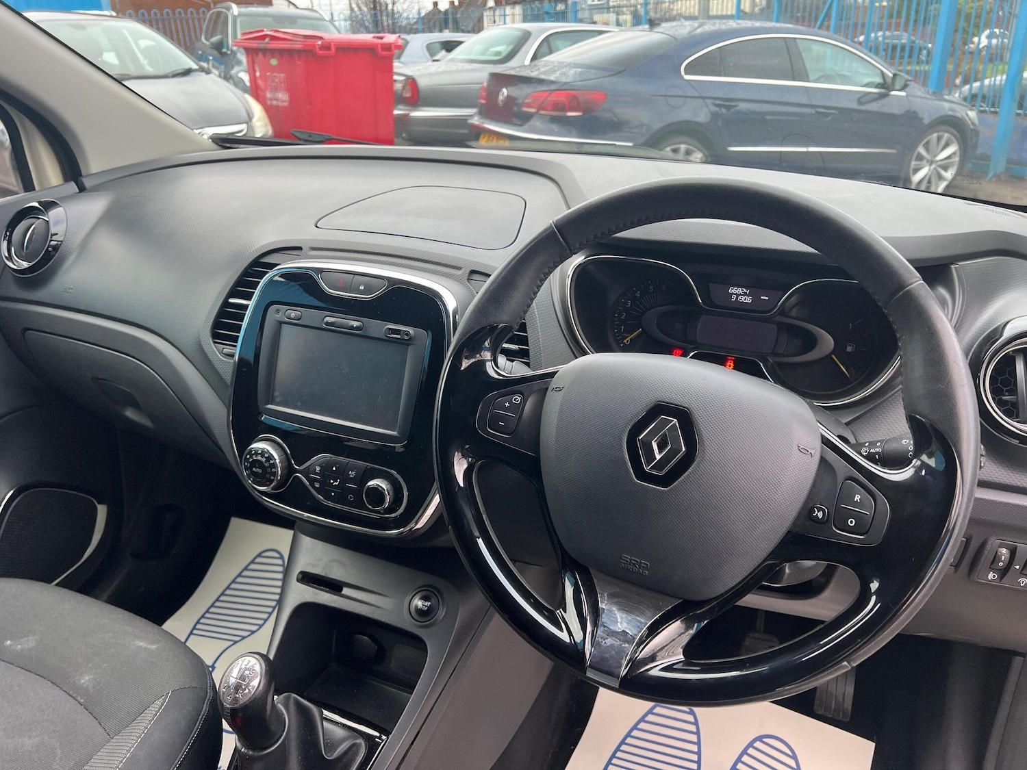 Used Renault Captur 2016 for sale - 77202698: Photo 14