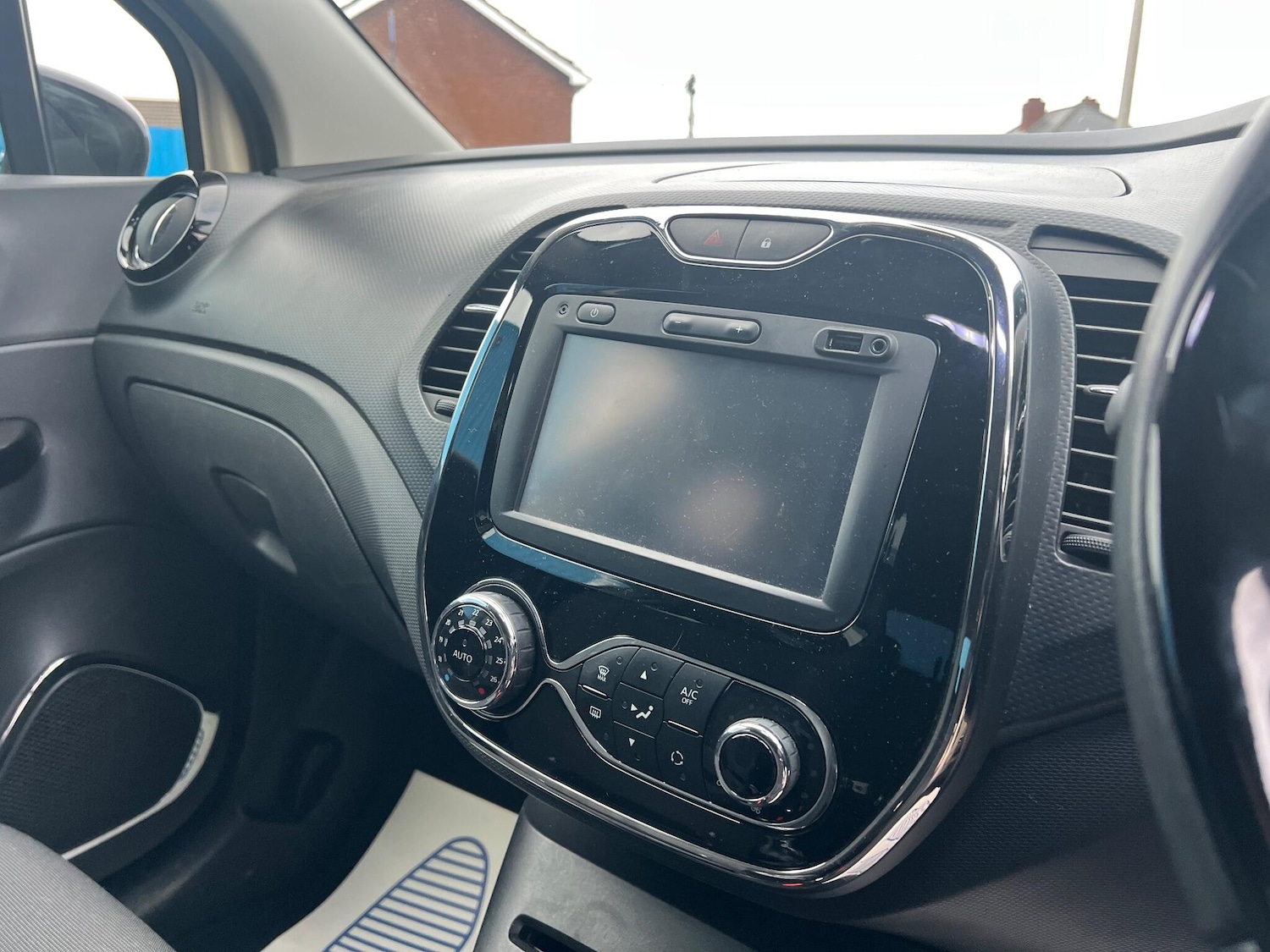 Used Renault Captur 2016 for sale - 77202698: Photo 16