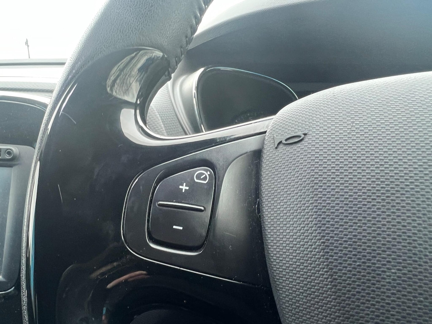 Used Renault Captur 2016 for sale - 77202698: Photo 23