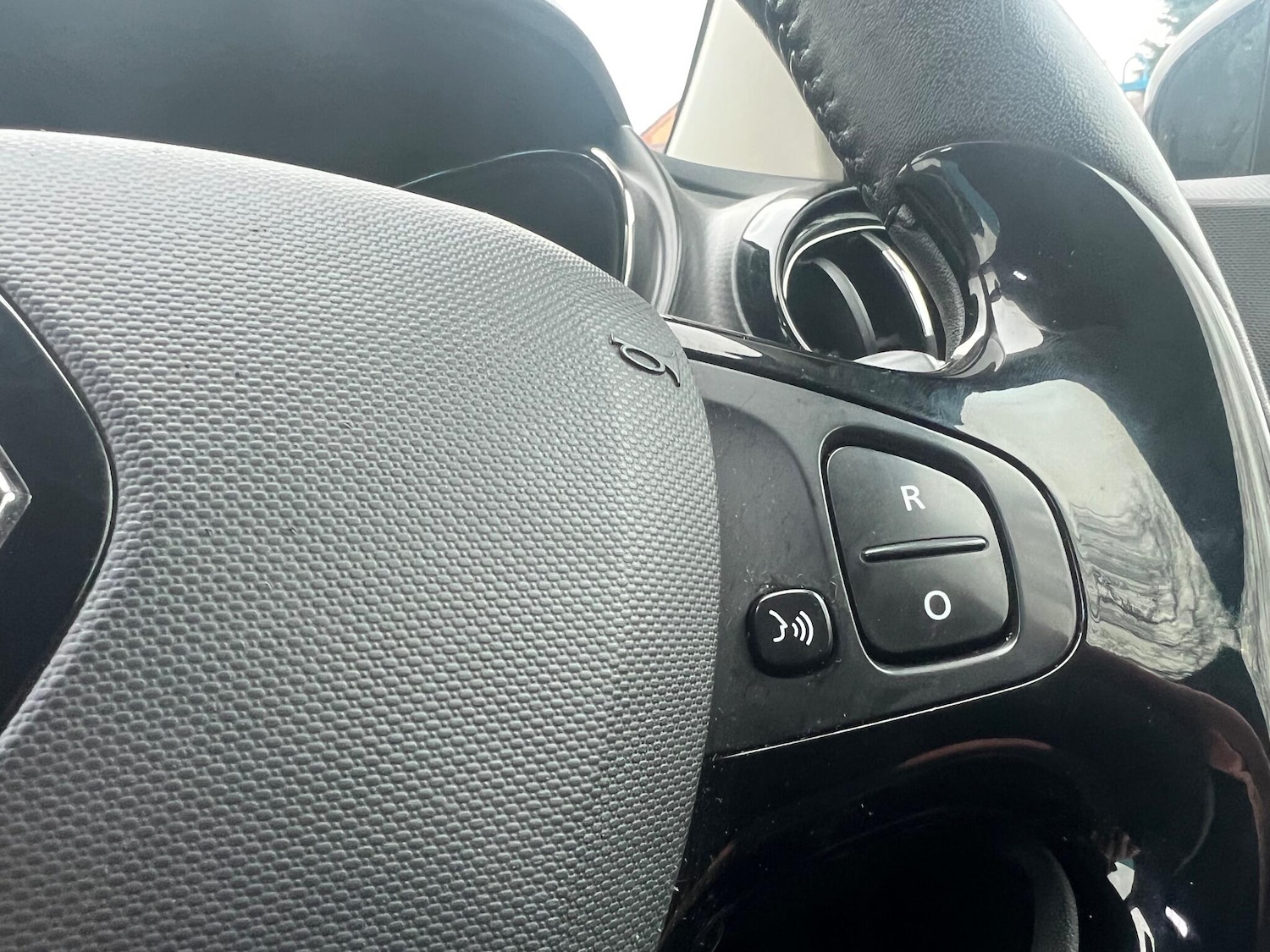 Used Renault Captur 2016 for sale - 77202698: Photo 24