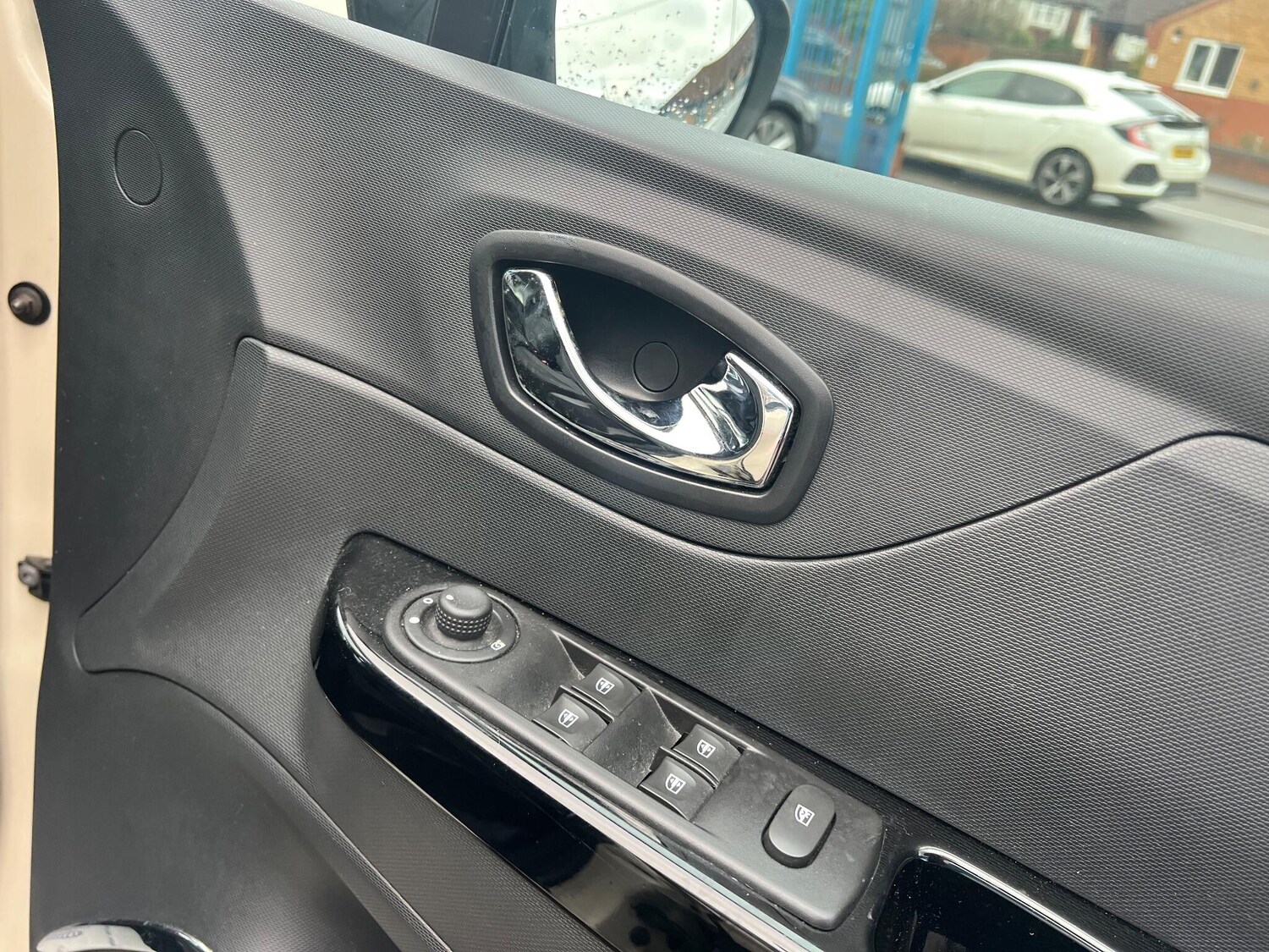 Used Renault Captur 2016 for sale - 77202698: Photo 29