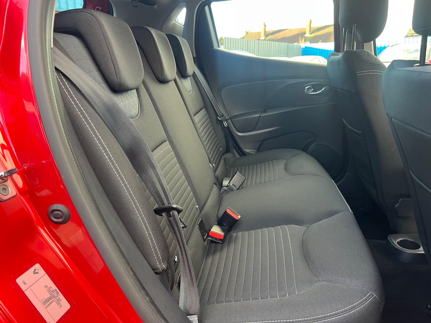 Used Renault Clio 2014 for sale - 76926748: Photo 11