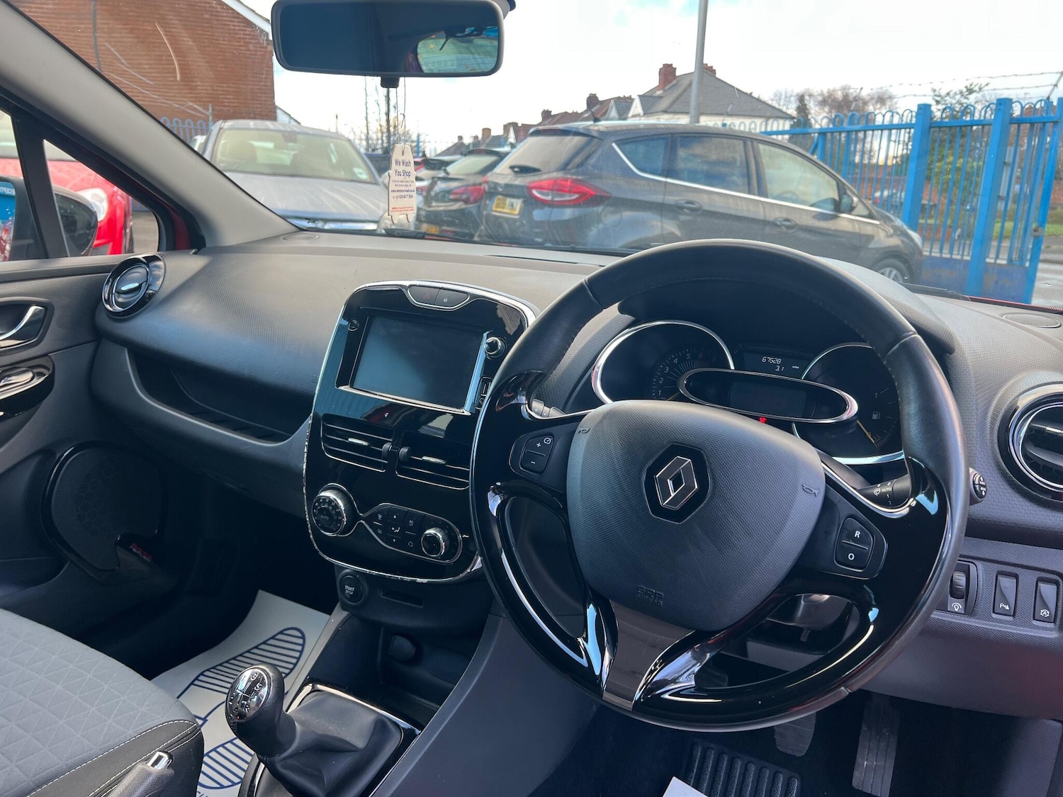 Used Renault Clio 2014 for sale - 76926748: Photo 12