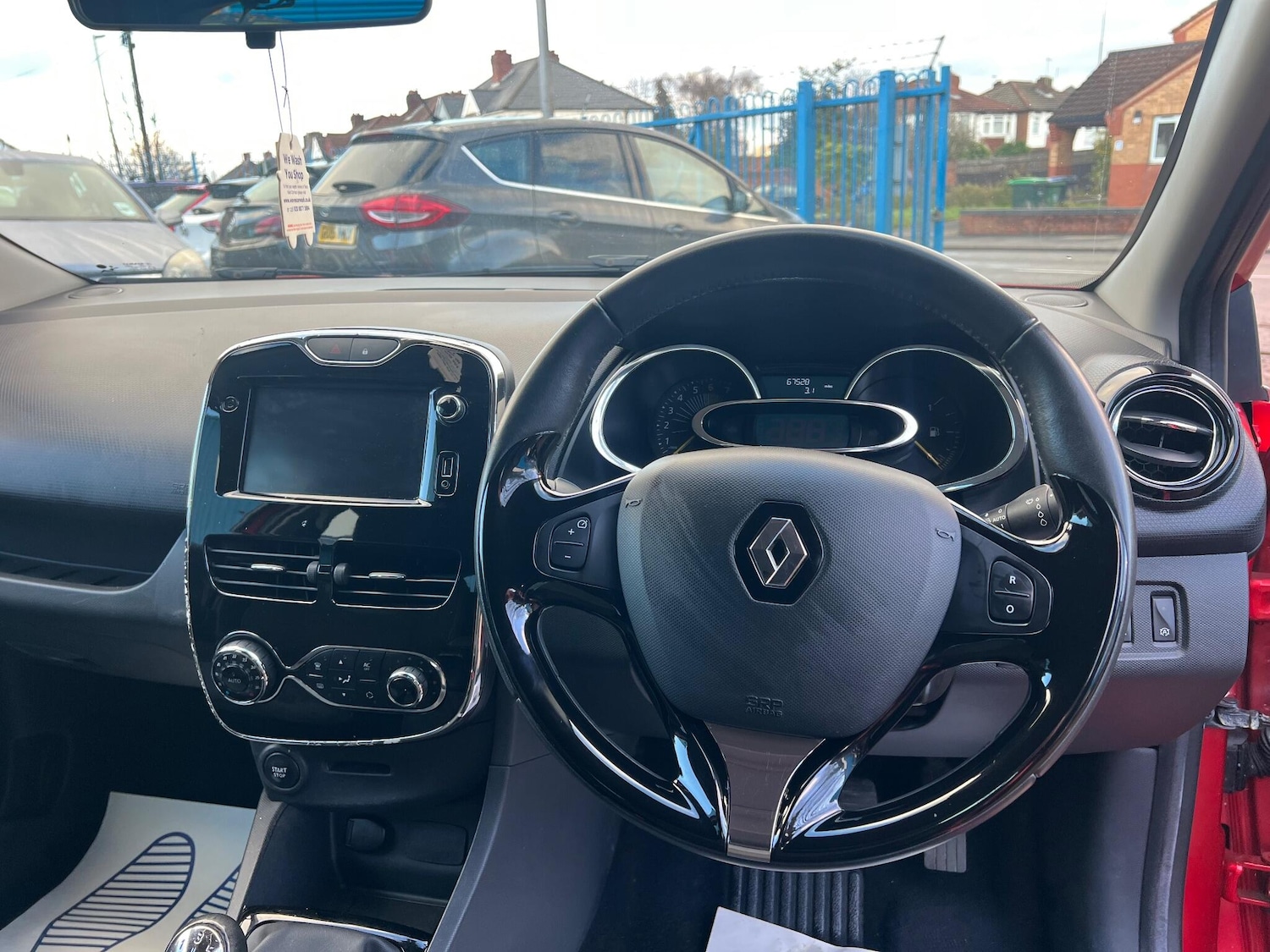 Used Renault Clio 2014 for sale - 76926748: Photo 13