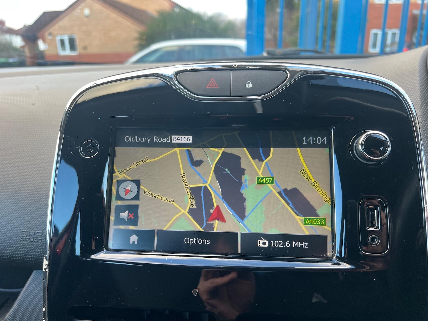 Used Renault Clio 2014 for sale - 76926748: Photo 16