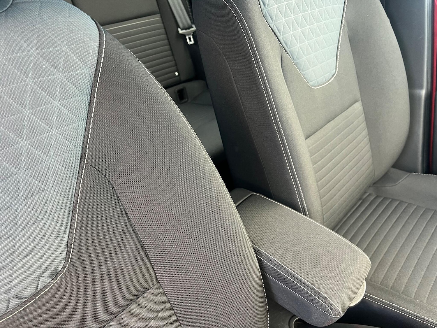 Used Renault Clio 2014 for sale - 76926748: Photo 21