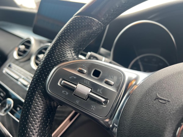 Used Mercedes-Benz C Class 2019 for sale - 75268649: Photo 29