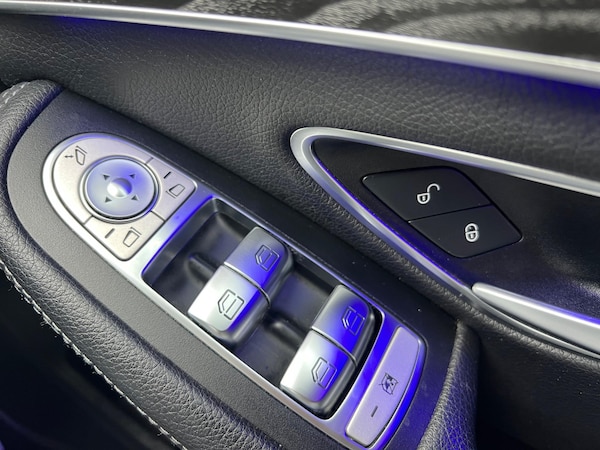 Used Mercedes-Benz C Class 2019 for sale - 75268649: Photo 32